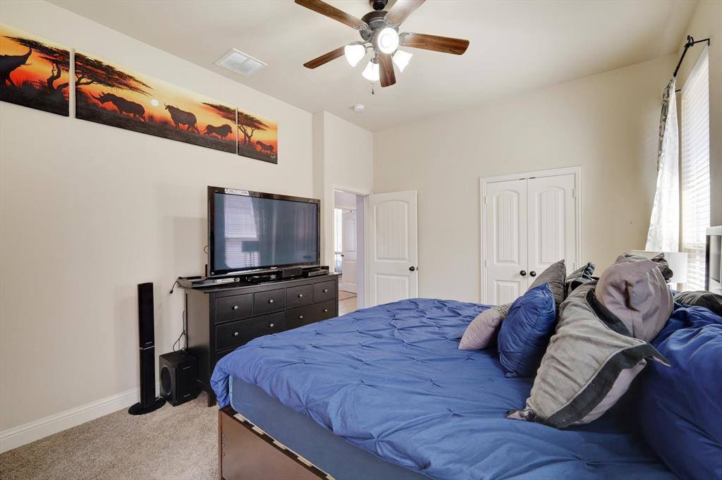 1124 Spanish Moss Drive, Savannah, TX 76227