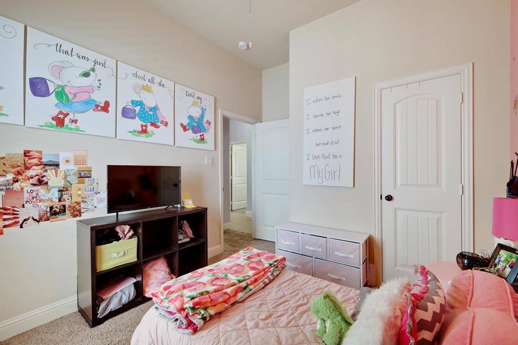 1124 Spanish Moss Drive, Savannah, TX 76227