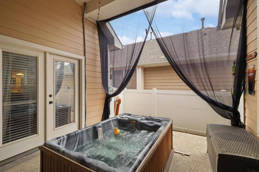 1124 Spanish Moss Drive, Savannah, TX 76227