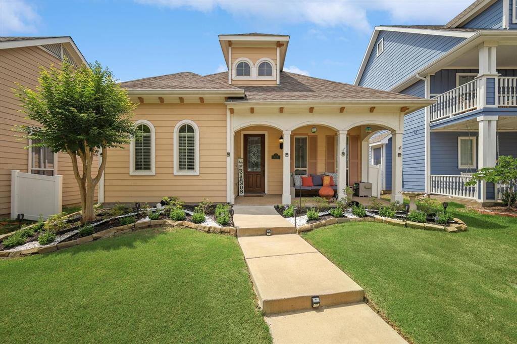 1124 Spanish Moss Drive, Savannah, TX 76227