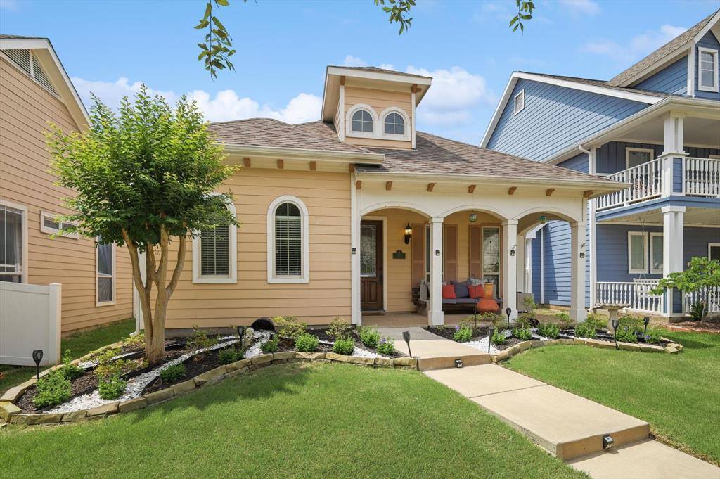 1124 Spanish Moss Drive, Savannah, TX 76227