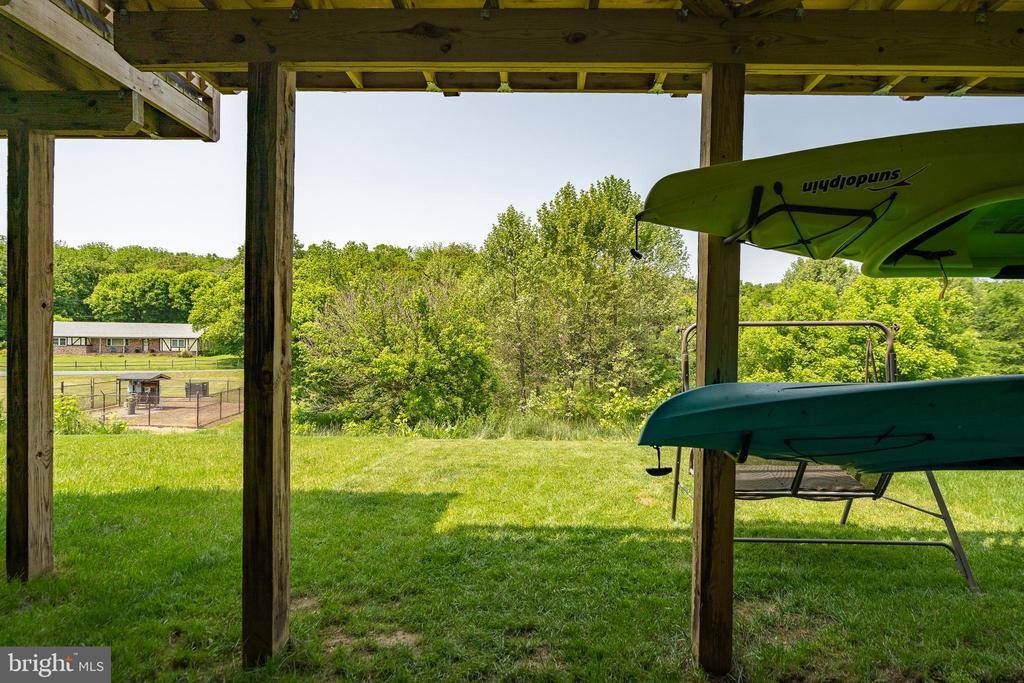 199 Ontario Drive, Falling Waters, WV 25419