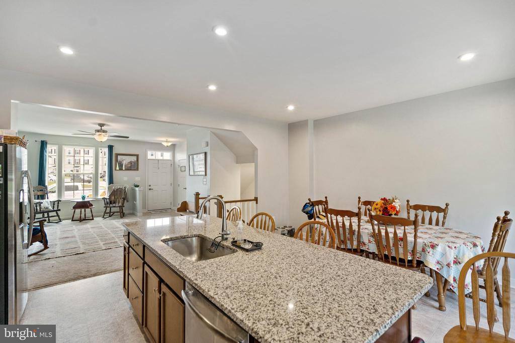 199 Ontario Drive, Falling Waters, WV 25419