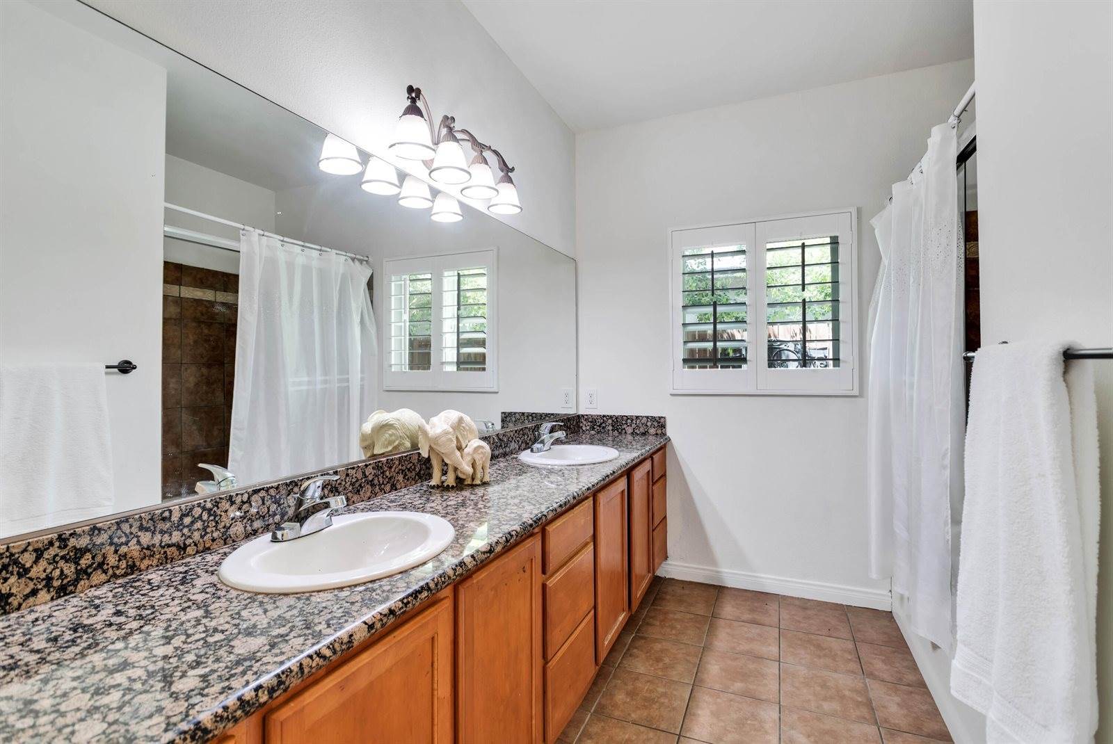 1241 Black Sea Avenue, Thermal, CA 92274