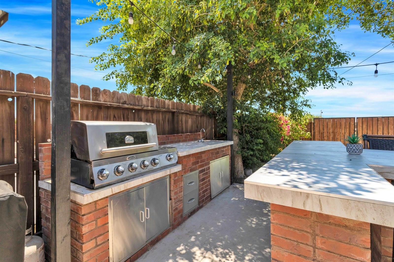 1241 Black Sea Avenue, Thermal, CA 92274