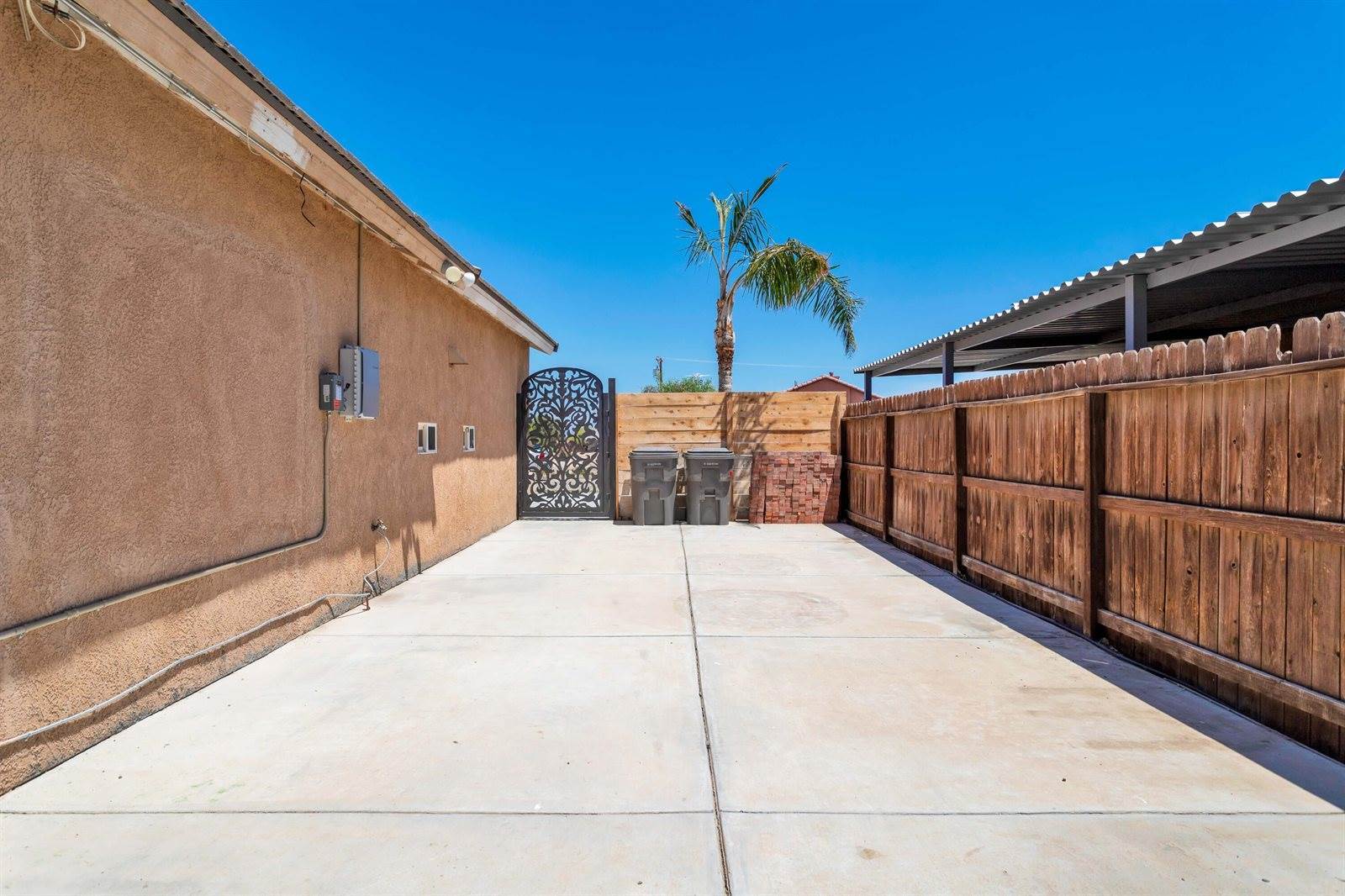 1241 Black Sea Avenue, Thermal, CA 92274