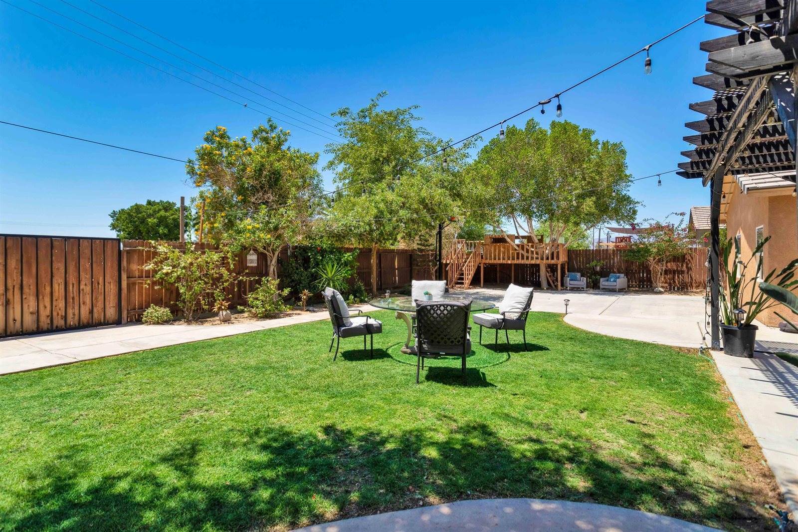 1241 Black Sea Avenue, Thermal, CA 92274