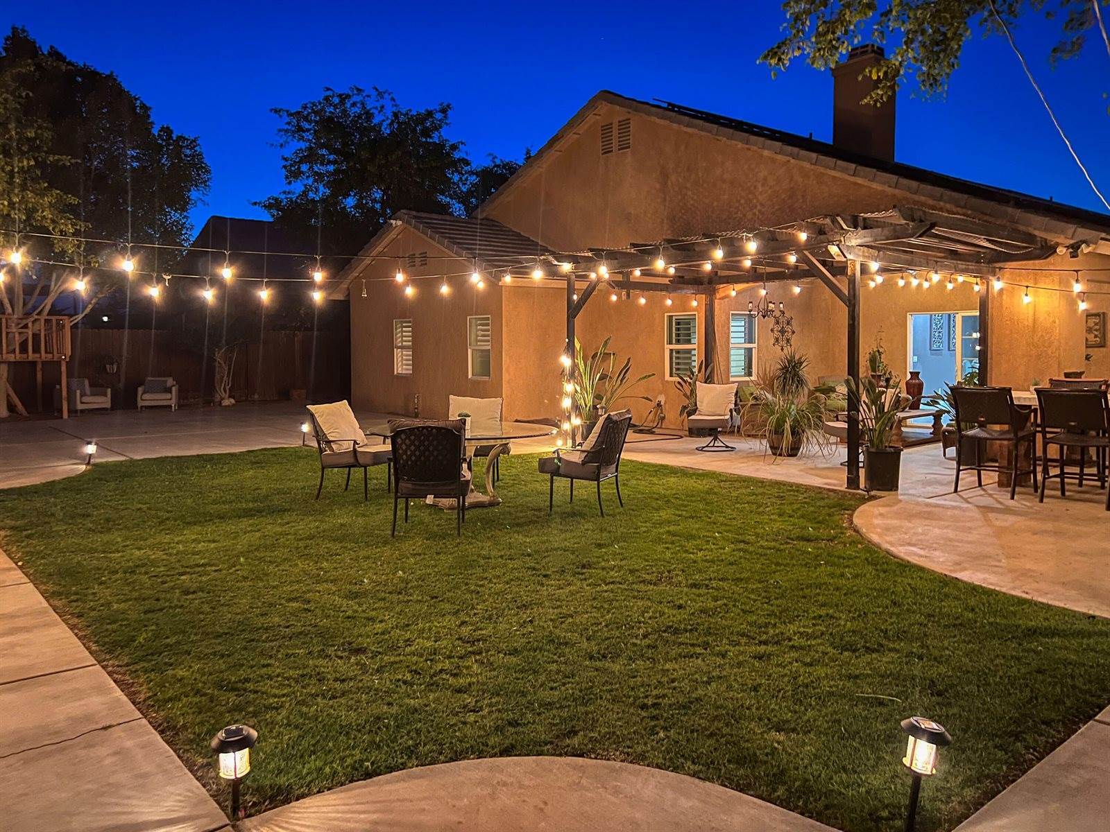 1241 Black Sea Avenue, Thermal, CA 92274