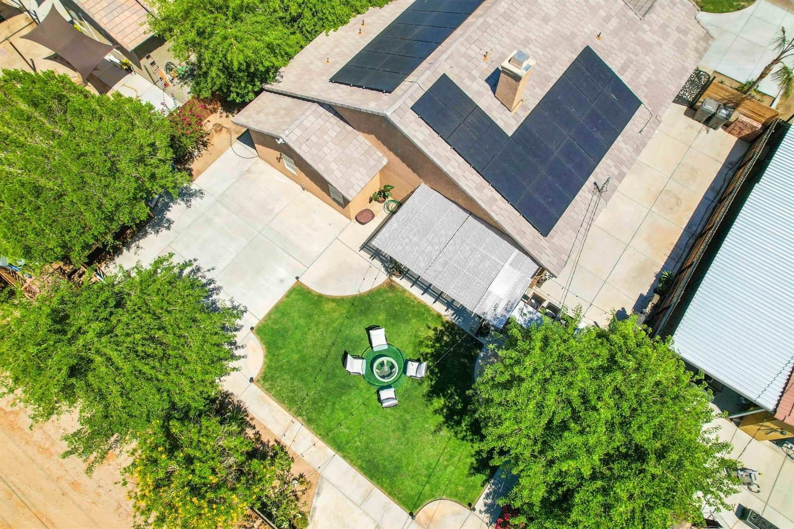 1241 Black Sea Avenue, Thermal, CA 92274