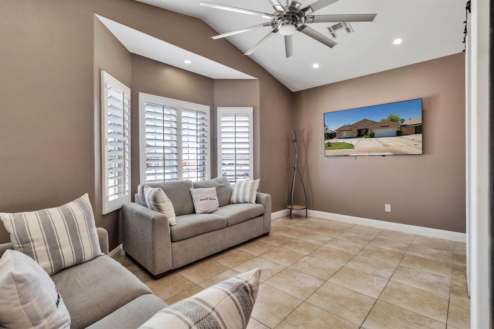 1241 Black Sea Avenue, Thermal, CA 92274