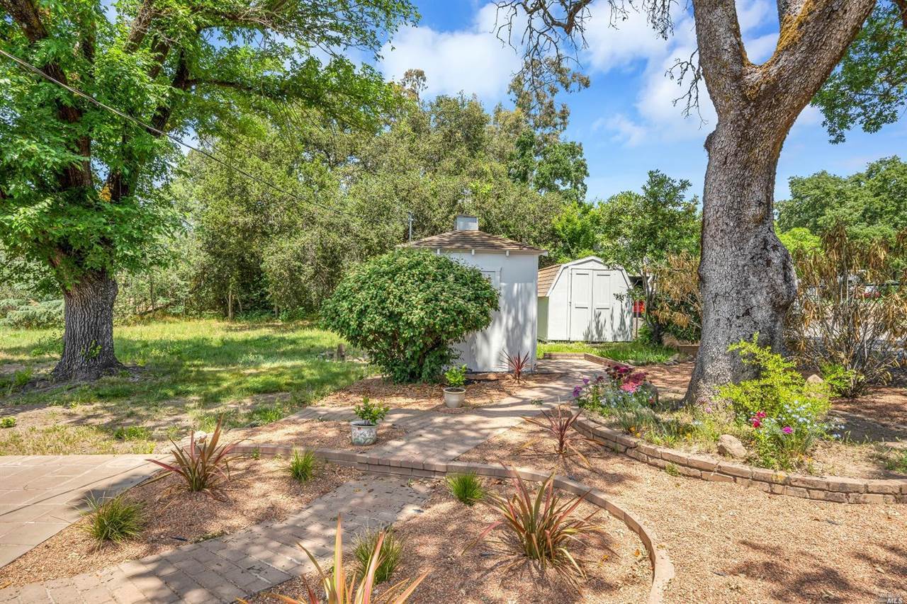 59 London Way, Sonoma, CA 95476