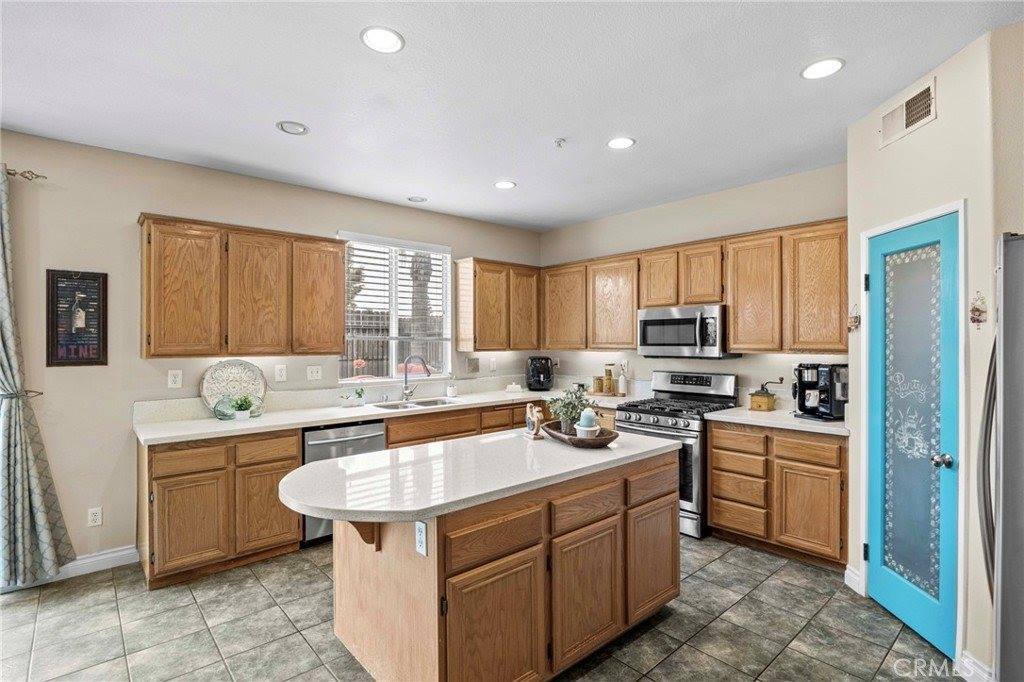 5145 St Albert Drive, Fontana, CA 92336