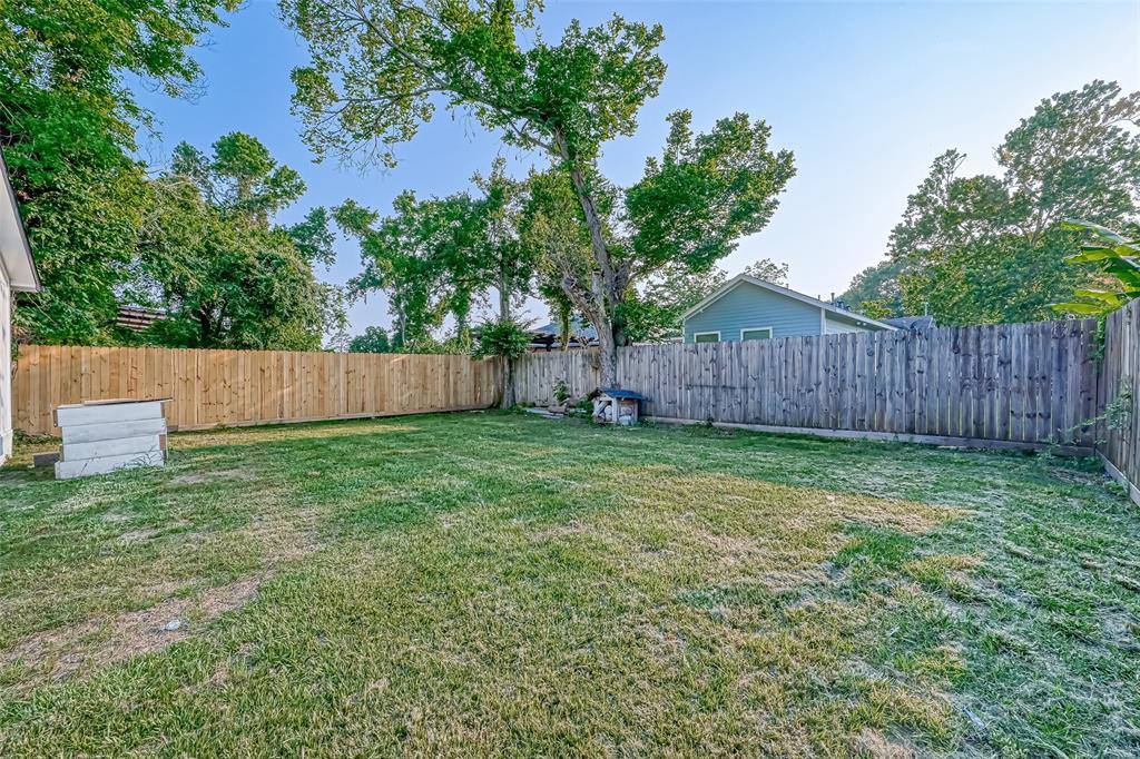 6309 Joe Louis Lane, Houston, TX 77091