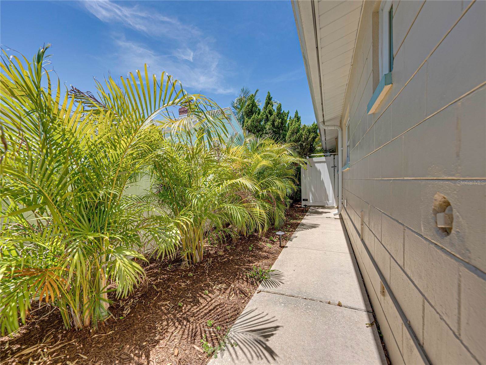 7691 Coquina Way, Saint Pete Beach, FL 33706