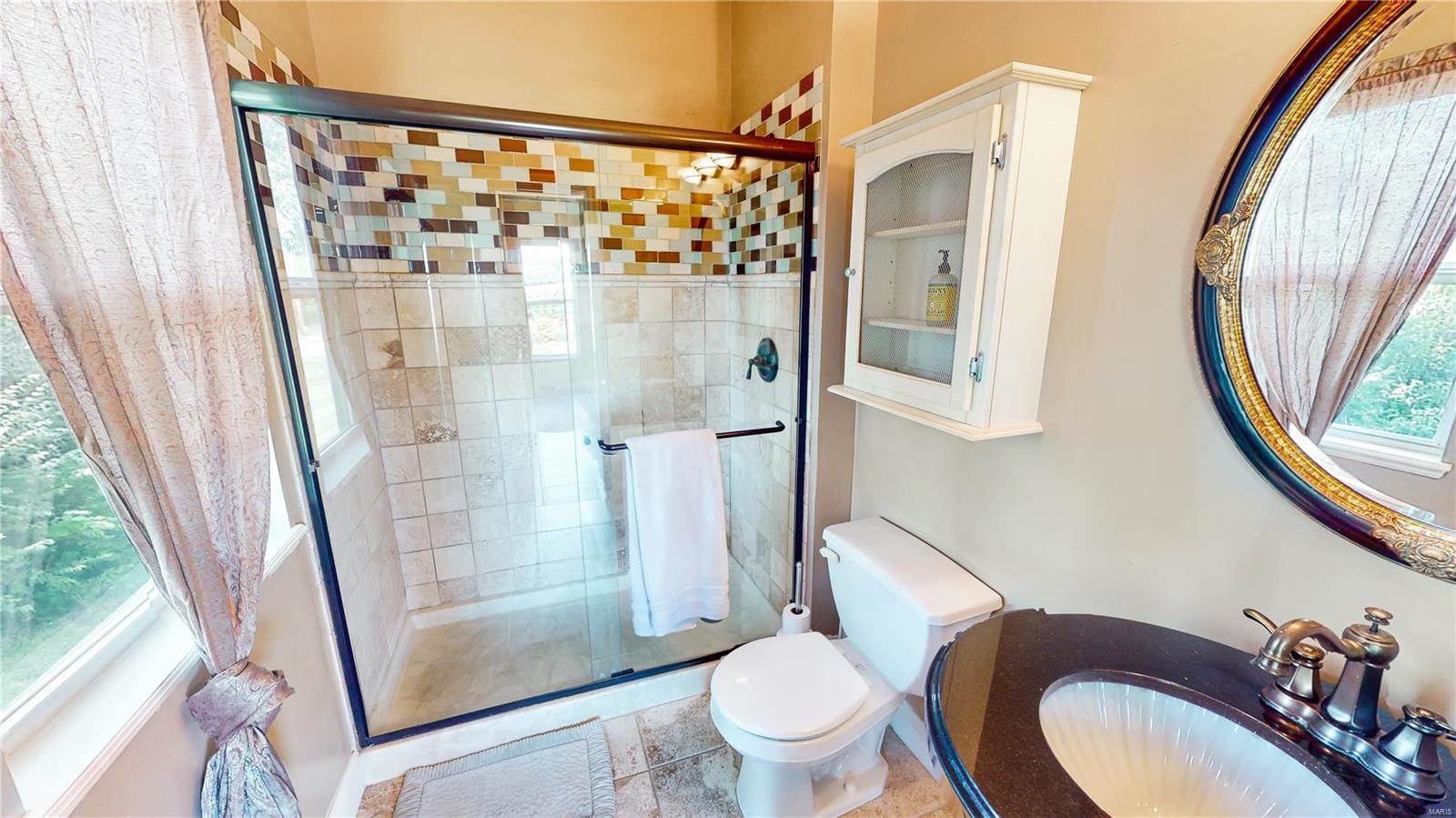 1287 Gardens Circle Drive, Saint Louis, MO 63125