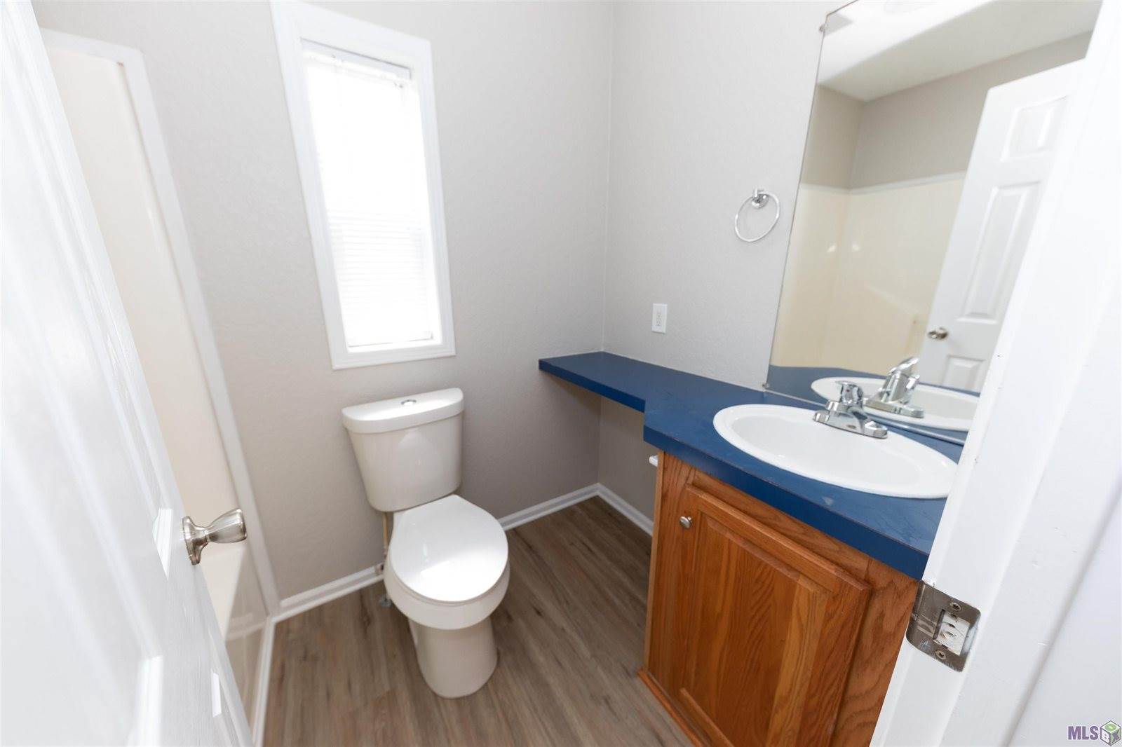 17890 Bay Paul Rd, Livingston, LA 70754