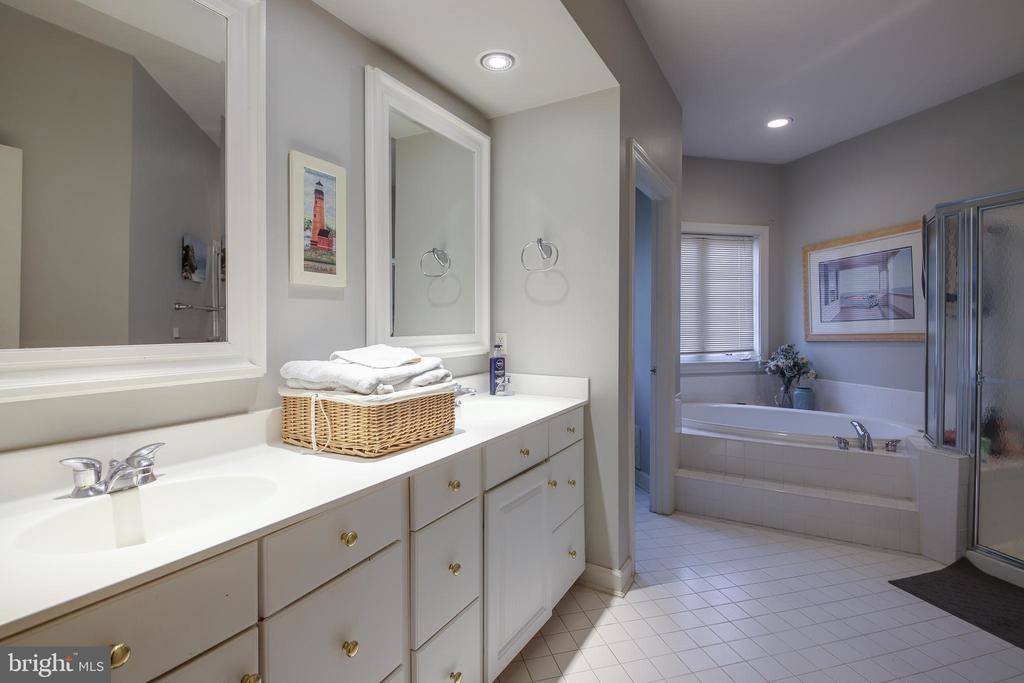 6328 Blue Heron Lane, Warrenton, VA 20187