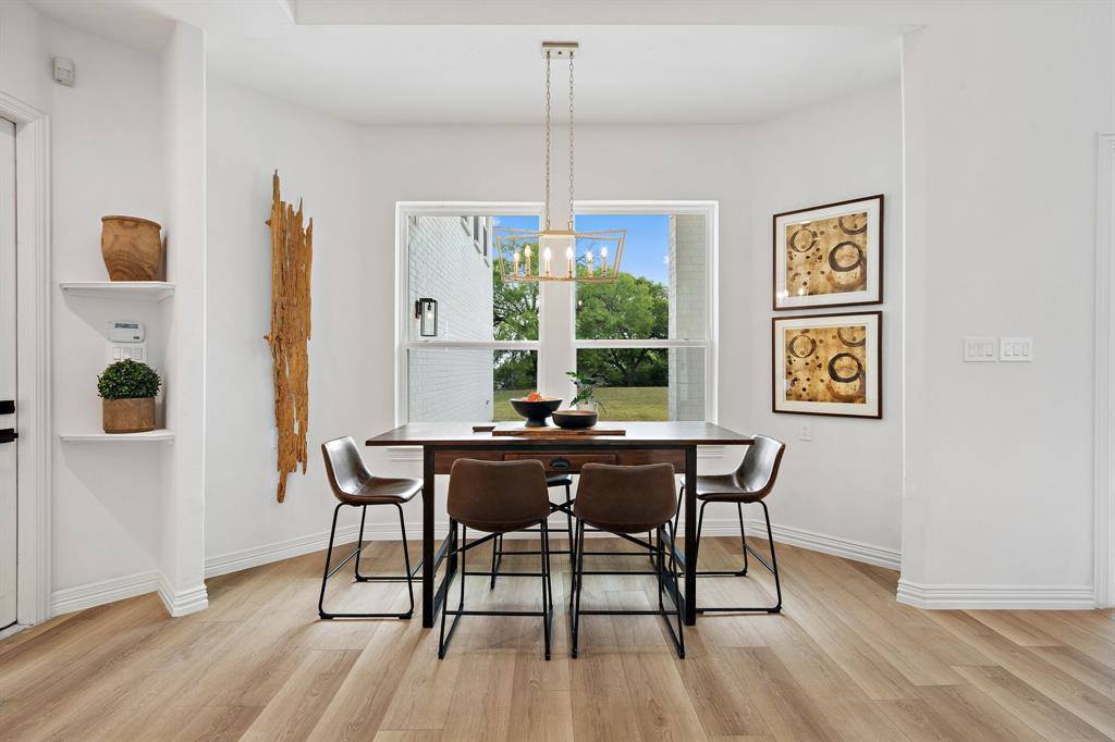 429 Rolling Oaks Ridge, Cedar Hill, TX 75104