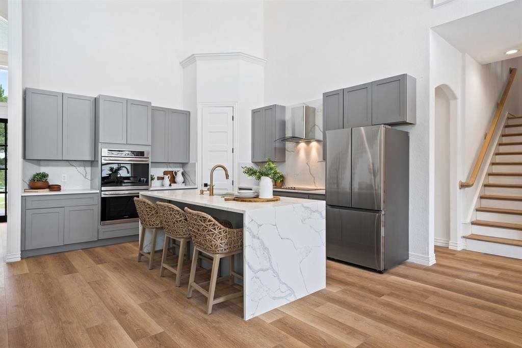 429 Rolling Oaks Ridge, Cedar Hill, TX 75104