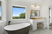 429 Rolling Oaks Ridge, Cedar Hill, TX 75104