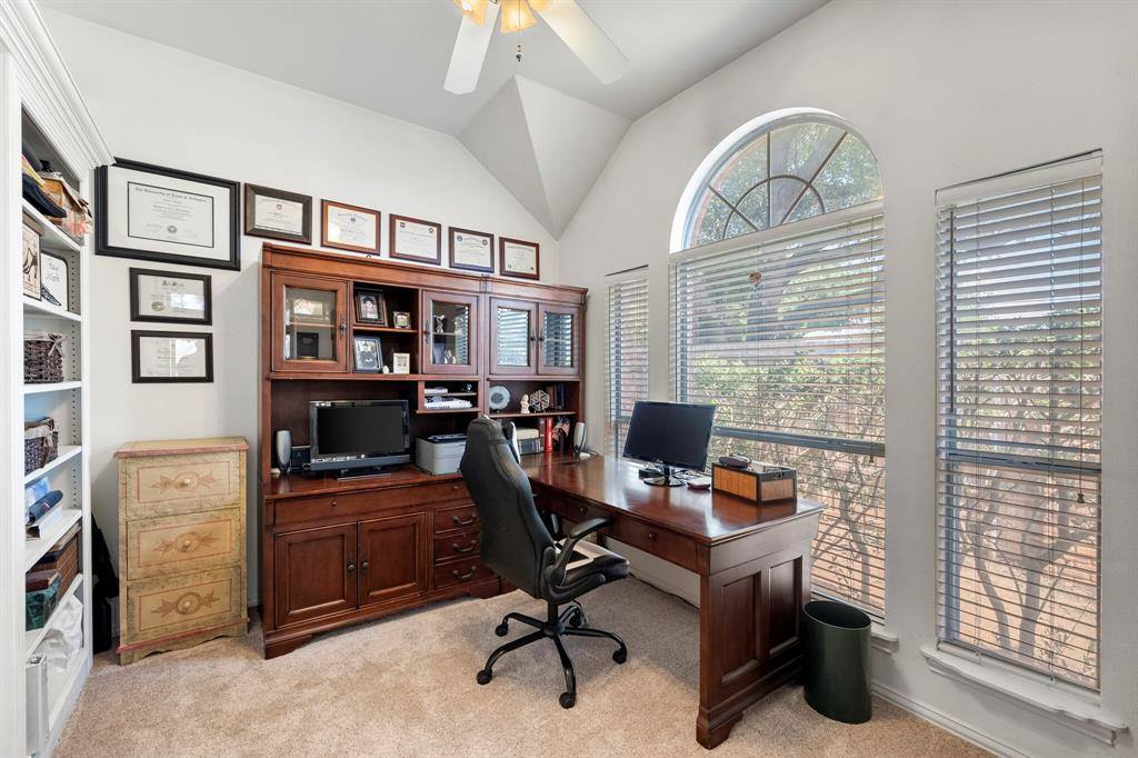 2301 Whisperton Drive, Arlington, TX 76016