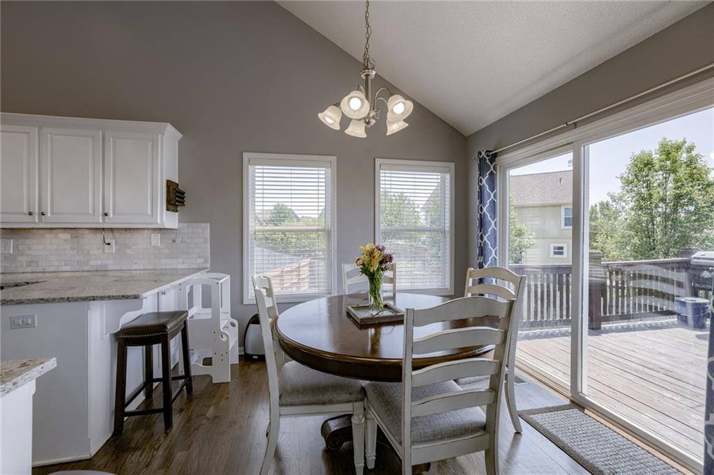 908 Colonial Drive, Pleasant Hill, MO 64080