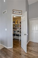 908 Colonial Drive, Pleasant Hill, MO 64080