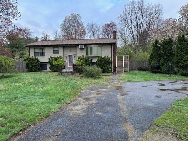 175 King Street, Groveland, MA 01834