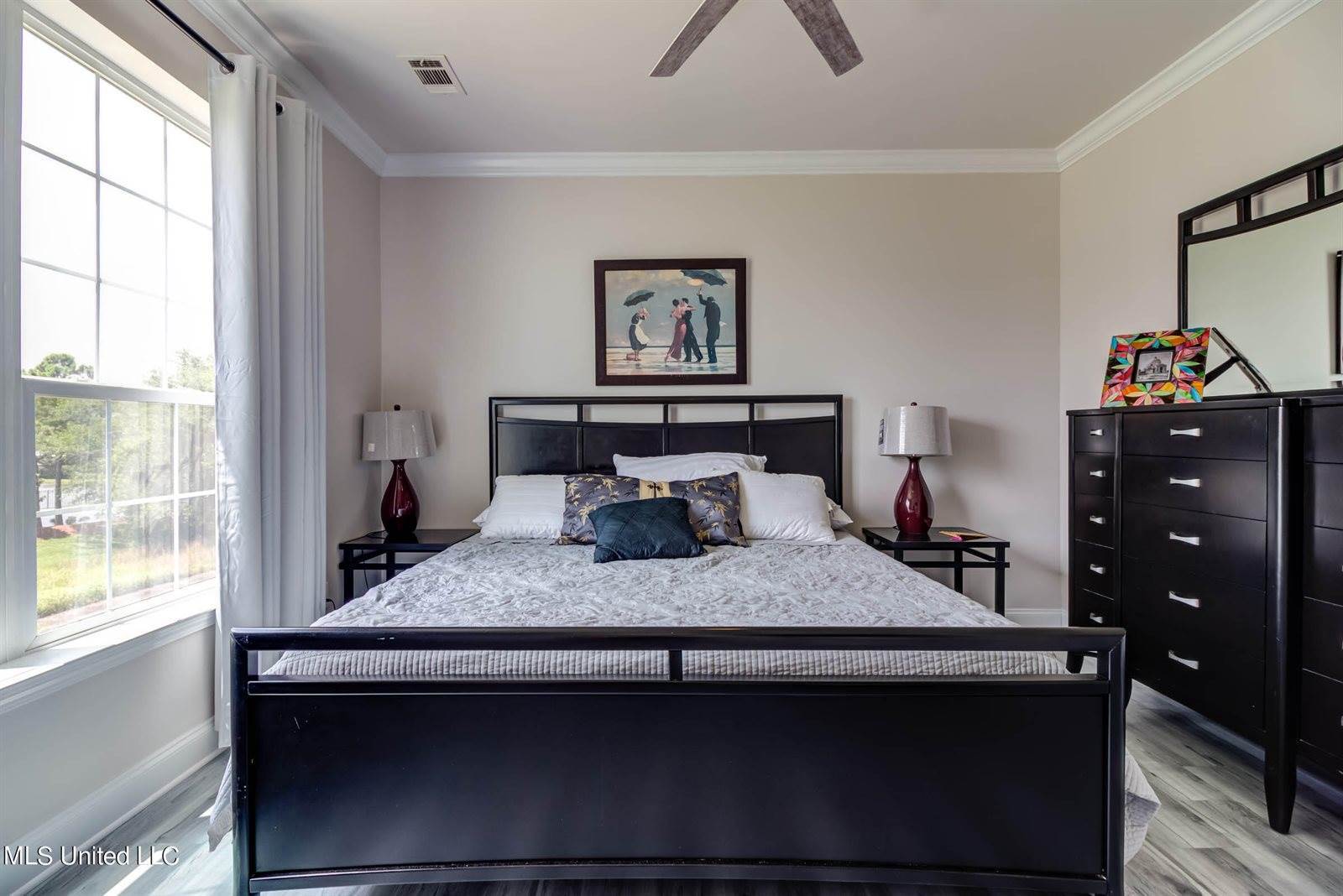 898 W Beach Boulevard, Long Beach, MS 39560