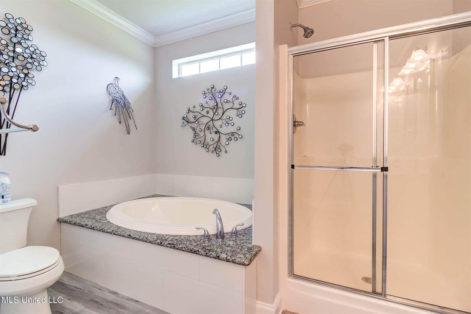 898 W Beach Boulevard, Long Beach, MS 39560