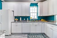 898 W Beach Boulevard, Long Beach, MS 39560