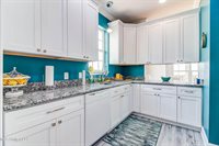 898 W Beach Boulevard, Long Beach, MS 39560