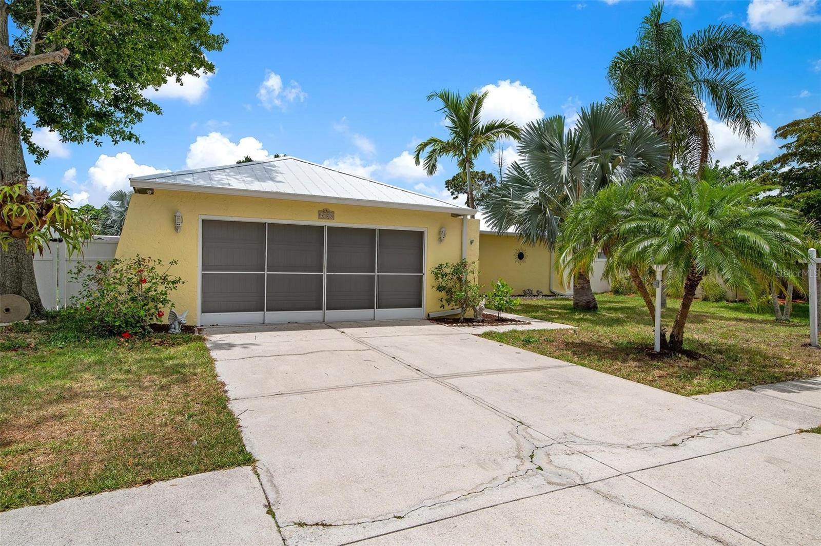 4123 Lancaster Drive, Sarasota, FL 34241