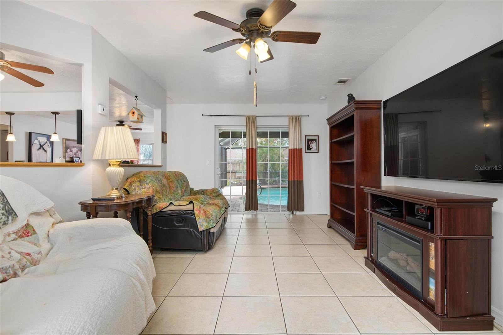 4123 Lancaster Drive, Sarasota, FL 34241