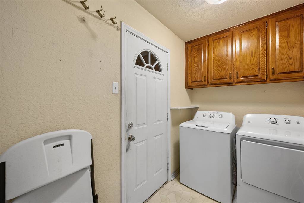 2609 Valparaiso Trail, Arlington, TX 76017