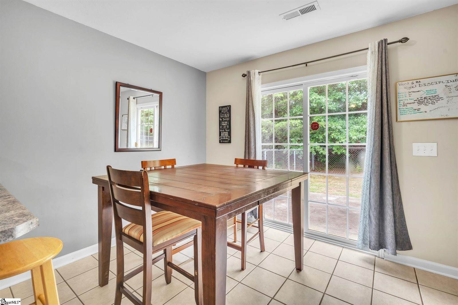 621 Chloe Faith, Duncan, SC 29334