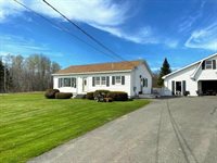 101 Exeter Road, Corinth, ME 04427