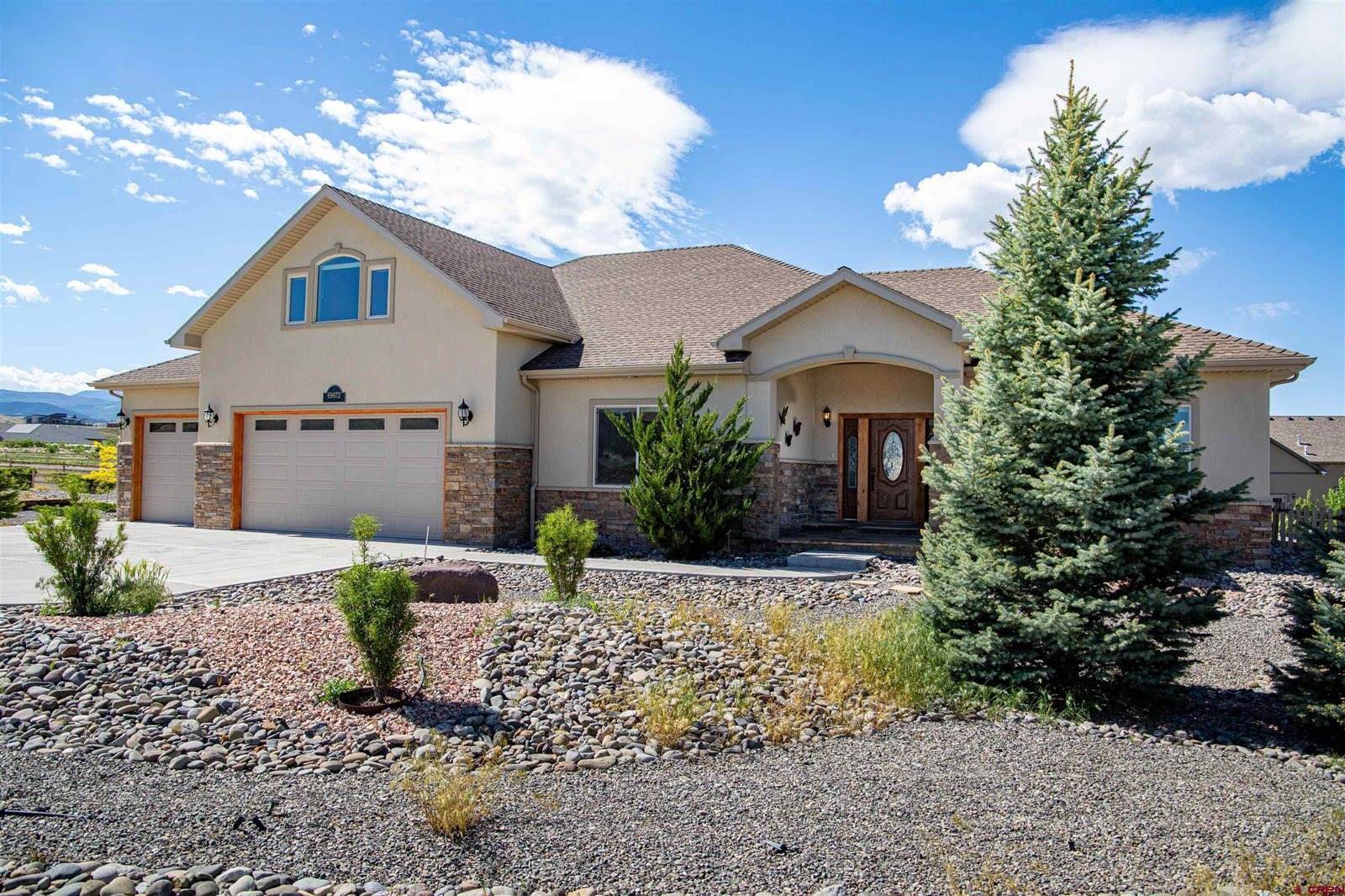 69072 E Oak Grove Road, Montrose, CO 81403