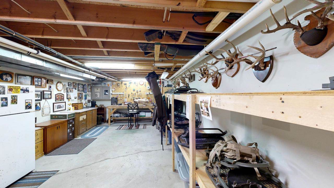 W6143 N Thornapple Ct, Fort Atkinson, WI 53538