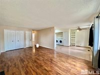 60 Scott St, Fallon, NV 89406