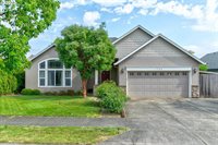 1704 SE 10TH Pl, Canby, OR 97013