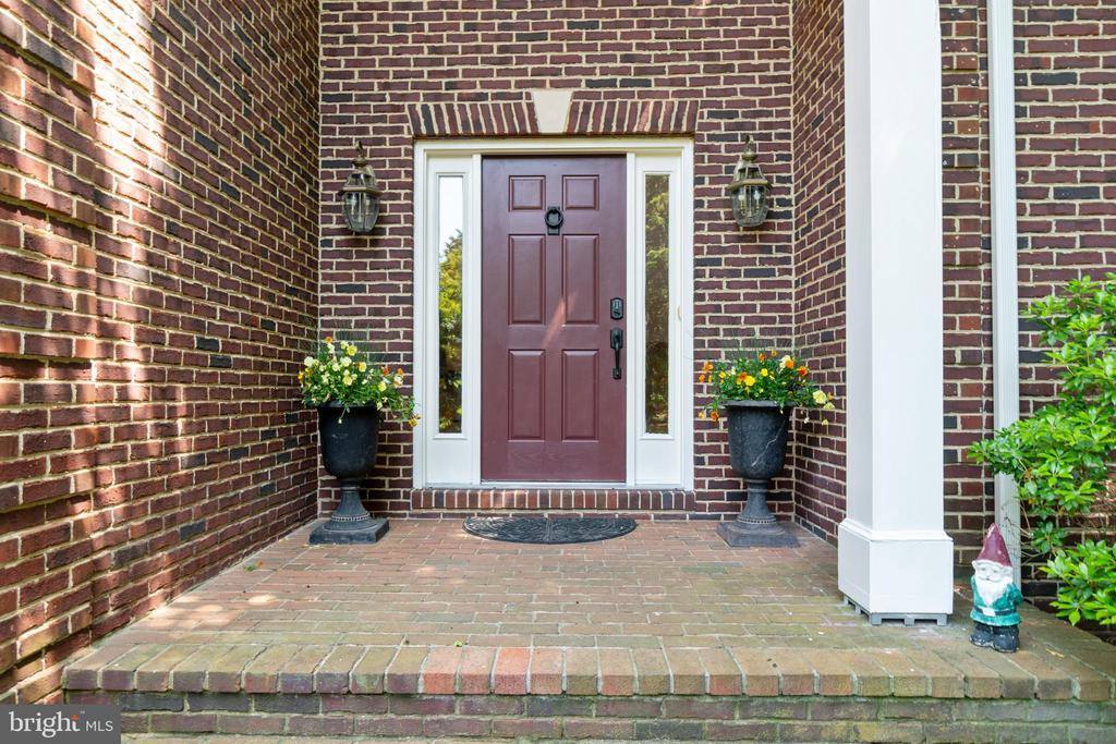 7009 Helmsdale Court, Clarksville, MD 21029