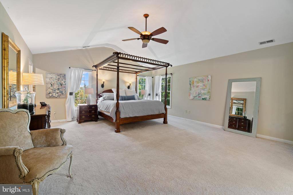 7009 Helmsdale Court, Clarksville, MD 21029