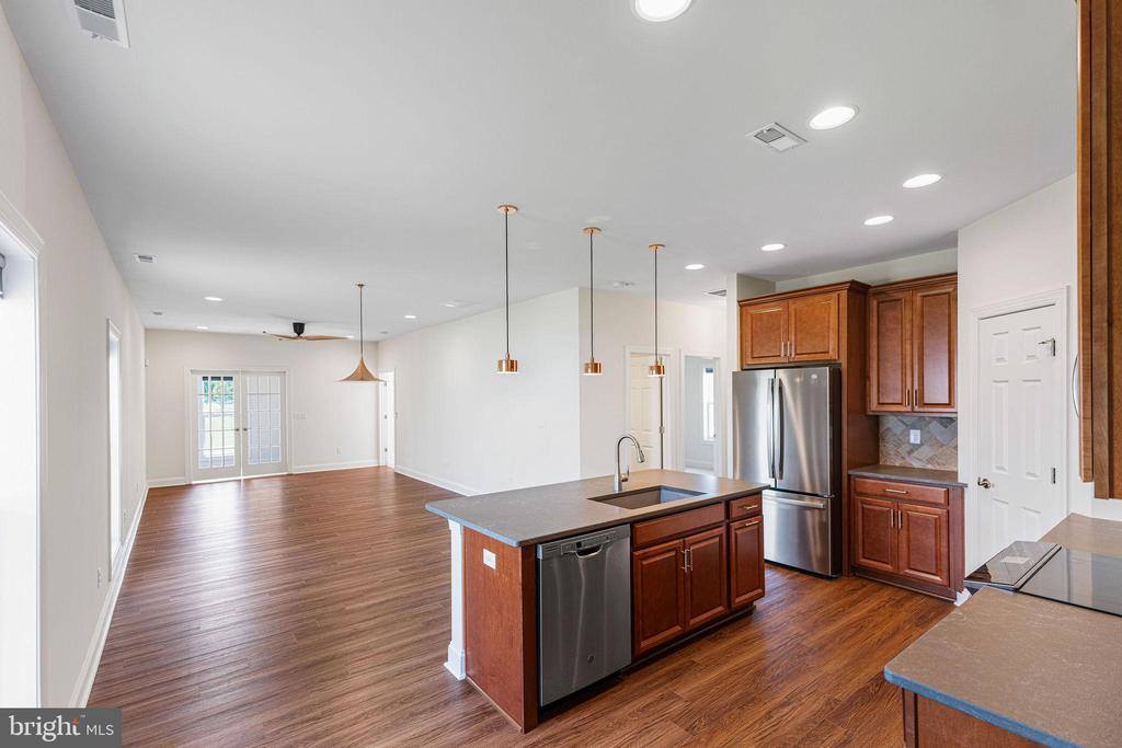 101 Waterside Drive, Bridgeville, DE 19933