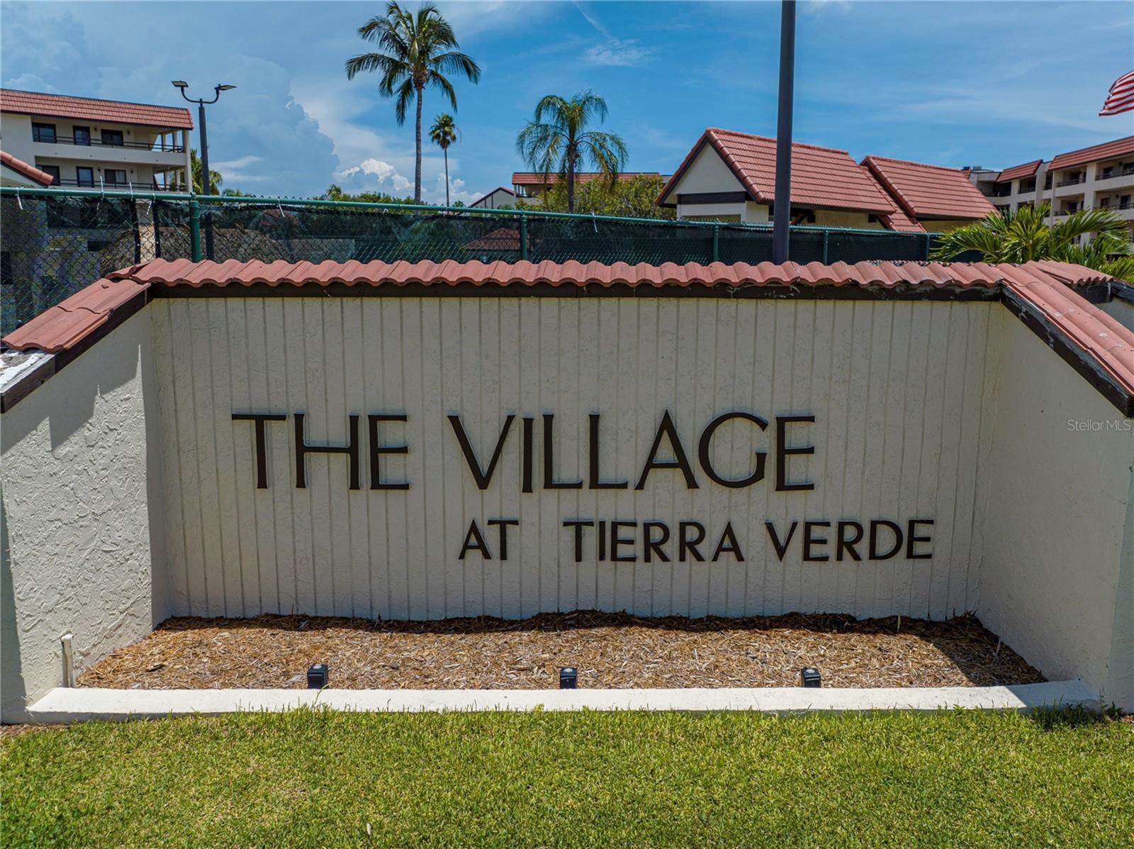 115 1ST Street East, Tierra Verde, FL 33715