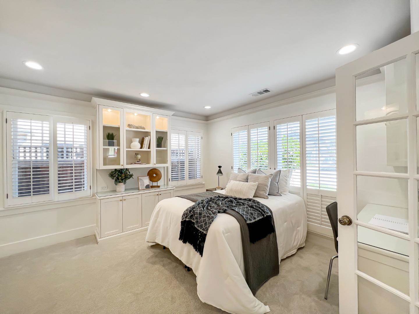 1525 McKendrie Street, San Jose, CA 95126