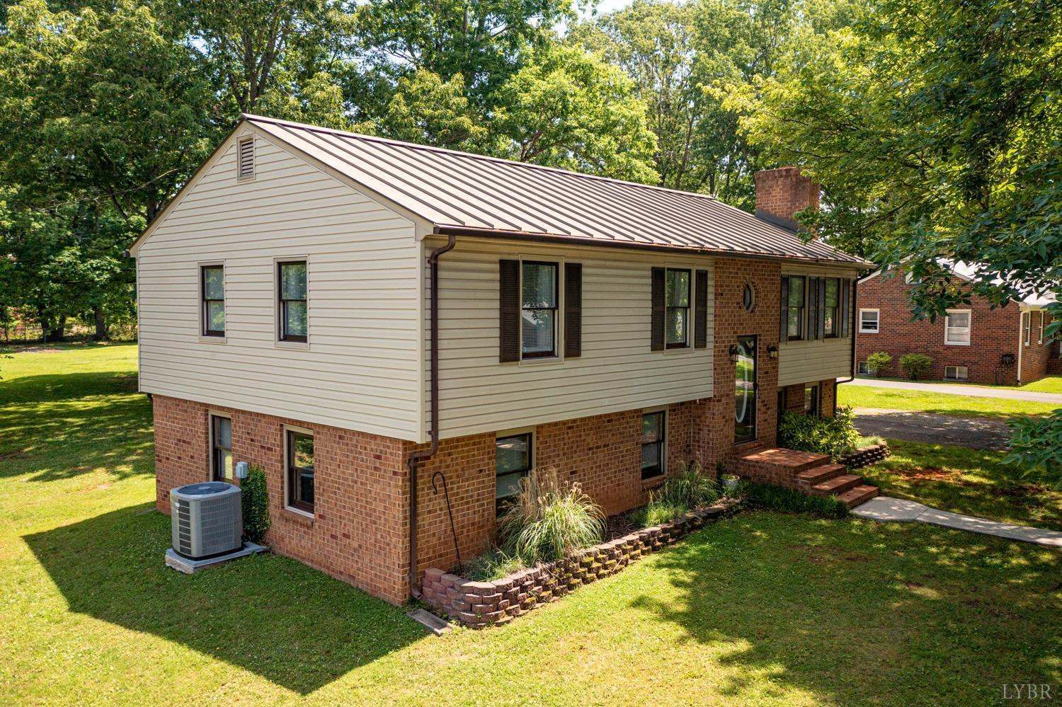 197 Woodhaven Drive, Lynchburg, VA 24502