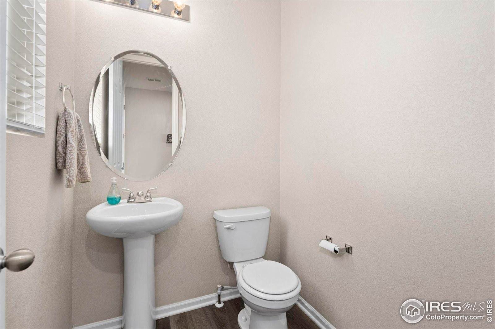 1855 Ruddlesway Dr, Windsor, CO 80550