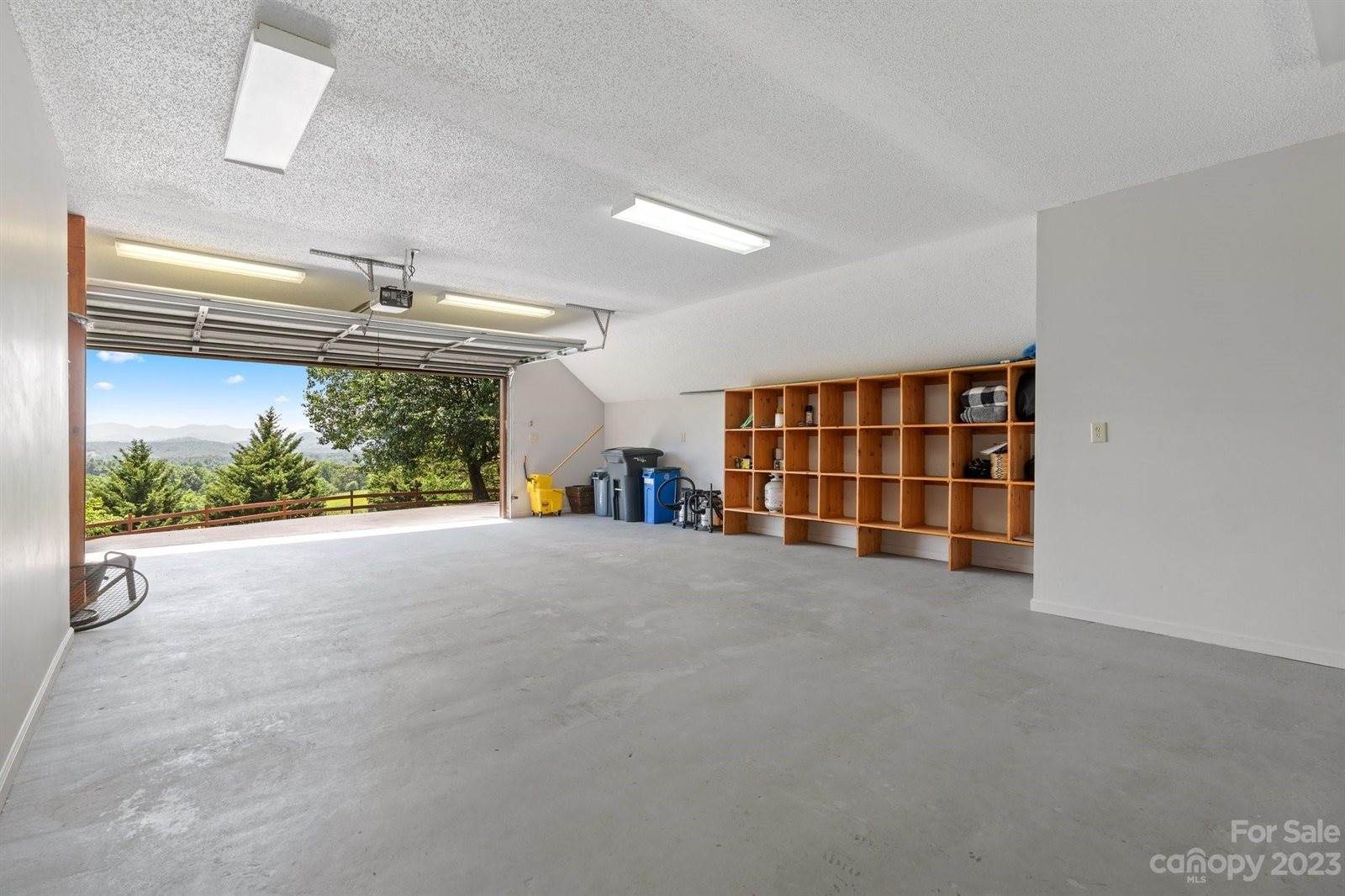 336 Carter Lane, Marshall, NC 28753