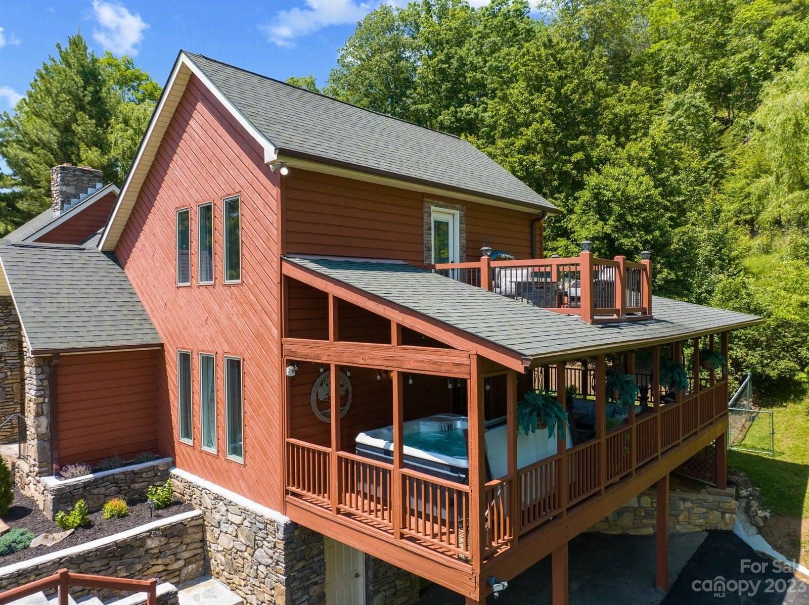 336 Carter Lane, Marshall, NC 28753